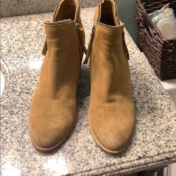 Dolce Vita suede booties - Picture 3 of 7